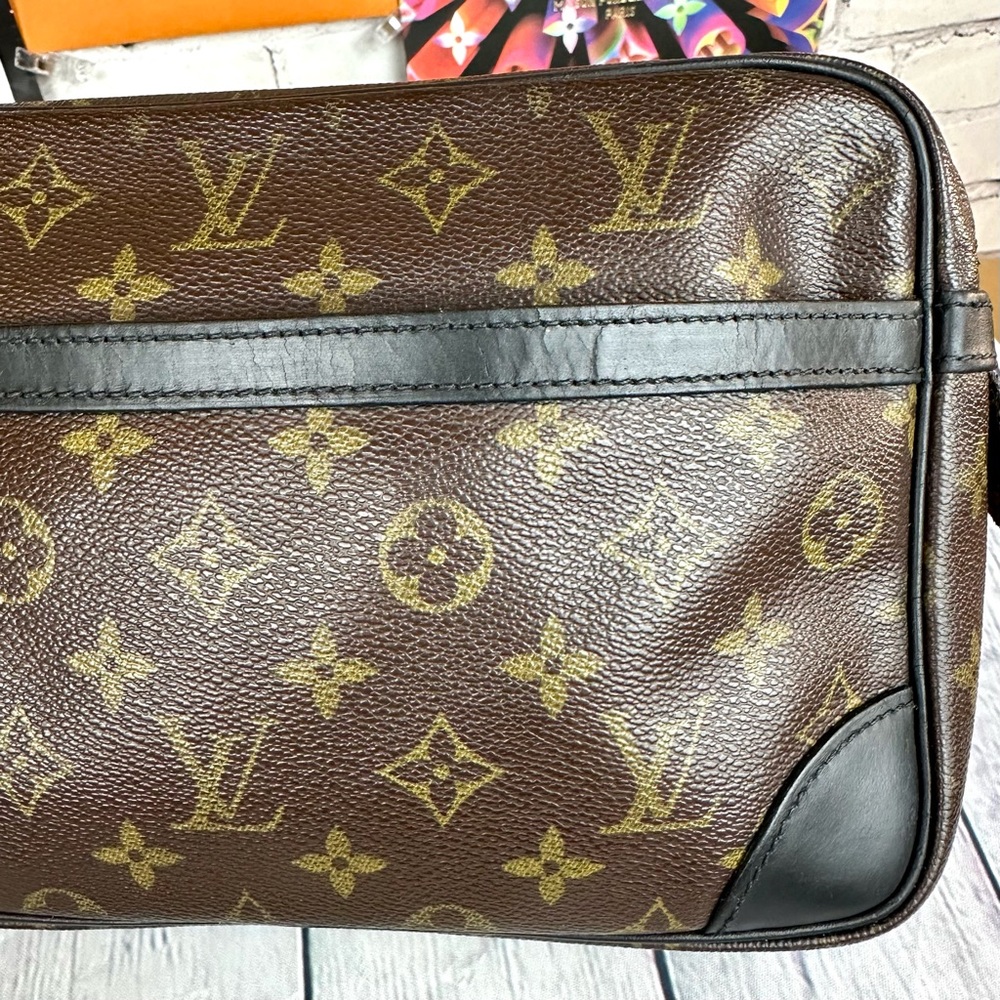 Louis Vuitton Trousse 28 cosmetic clutch crossbody bag with strap and charm - Picture 5 of 16
